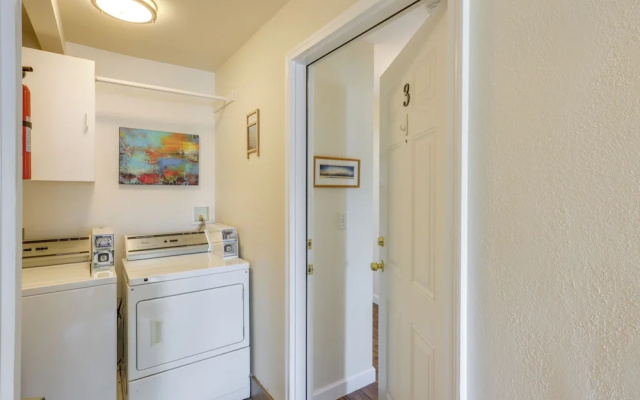 Delafield Vacation Rental Near Lakes & Parks!