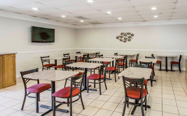 Comfort Suites Tampa Airport North