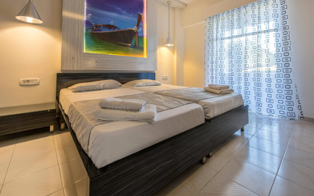 Golden Sun Hotel