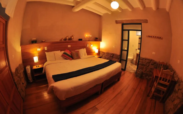 Nao Victoria Hostel