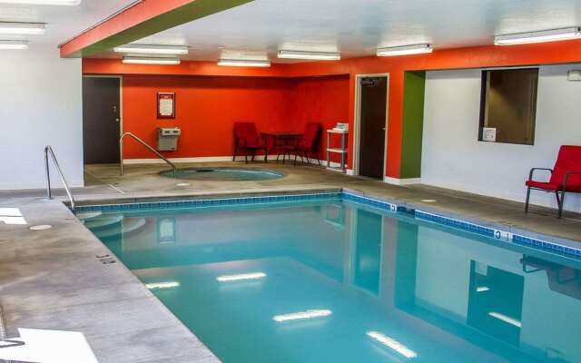 Sleep Inn & Suites Roseburg North Near Medical Center