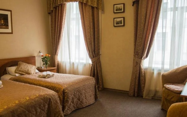 Невский Инн