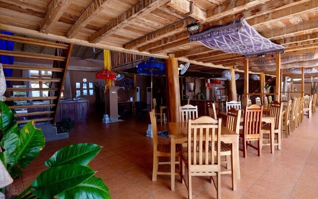 Mario Hotel and Cafe