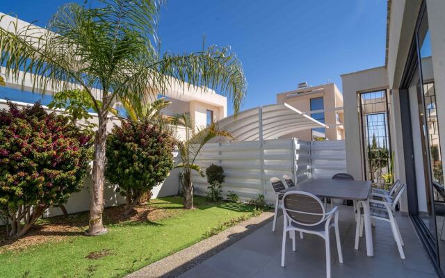 Phaedrus Living Luxury Villa Panorama(No Front Desk Please Contact The Property 5 Days In Advance)