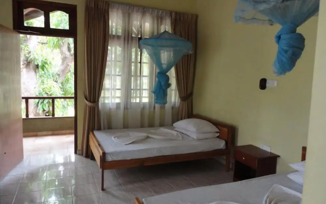 Tikiri Villa Eco Resort