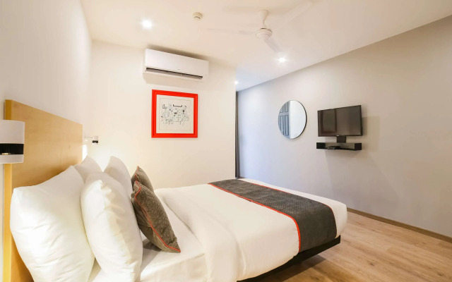 OYO Townhouse 18557 Sector Twenty Seven