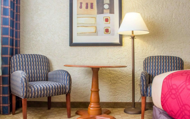 Econo Lodge Broken Arrow - Tulsa