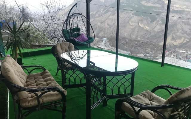 Родное гнездо