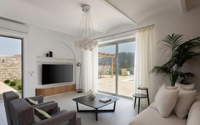 Ayali Villa I, a divine luxury homestay, By ThinkVilla