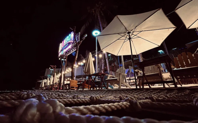 Rainbow Beach Mũi Né - Homestay & Coffee