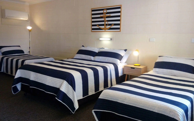 Sail Inn Motel