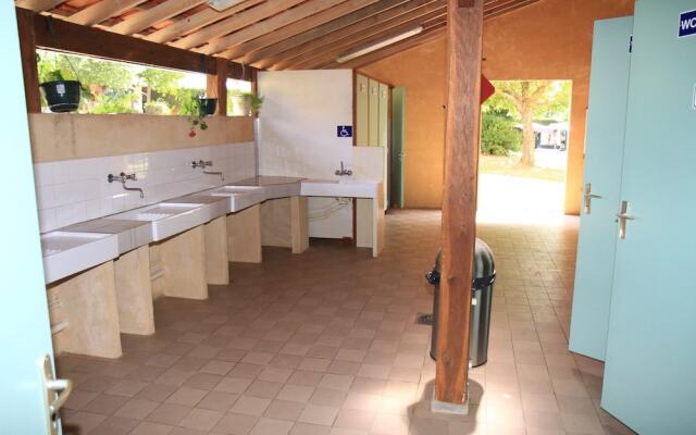 Camping LesPoutiroux - Tithome