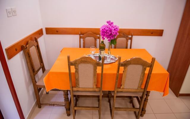 Apartments Zdravko
