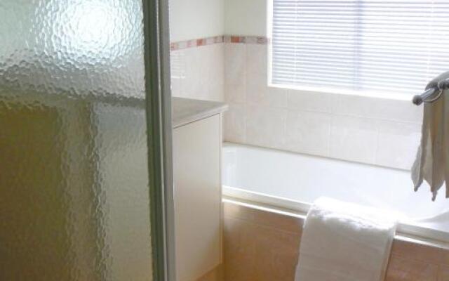 Geraldton Luxury Vacation Home