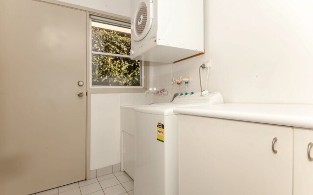 Thurlow Avenue 28, 'Ripple Cove'