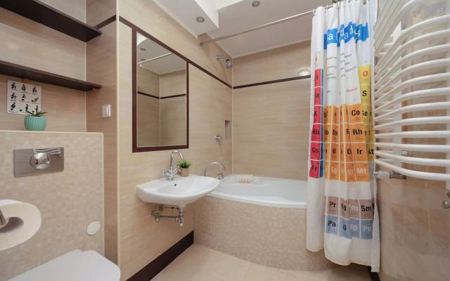Apartment for 6 in Ochota by Renters