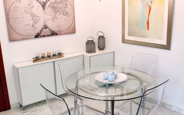 Duplex Karivu Gavídia