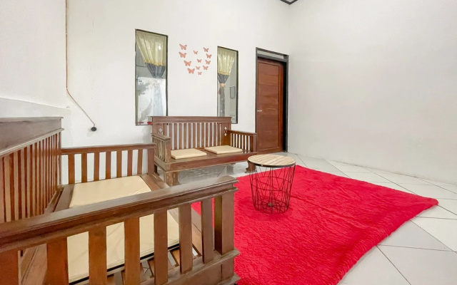 RedDoorz @ Banana Boat Santolo Garut – Guest Rooms – Mancagahar