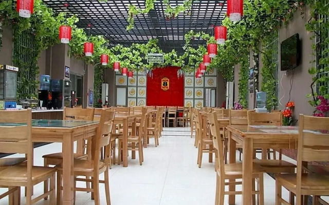 Super 8 Hotel Linyi Tong Da Lu