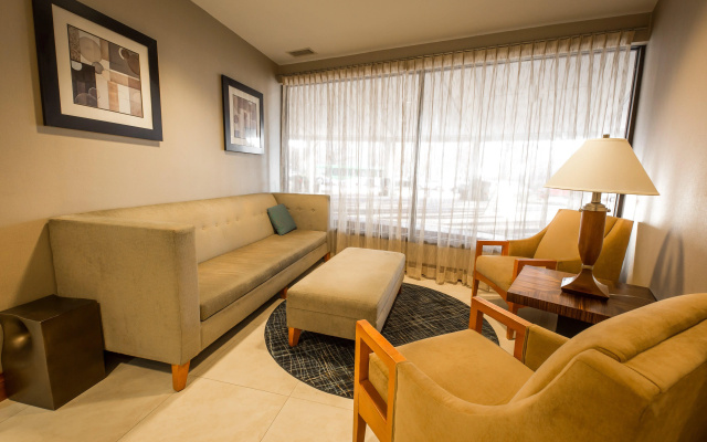 Holiday Inn Raleigh Dowtown - Capital