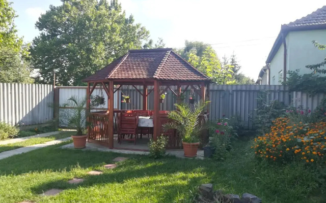 Tiszavirág Apartmanház