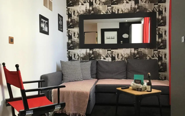 Appartement Cinéma vidéo-projecteur et garage