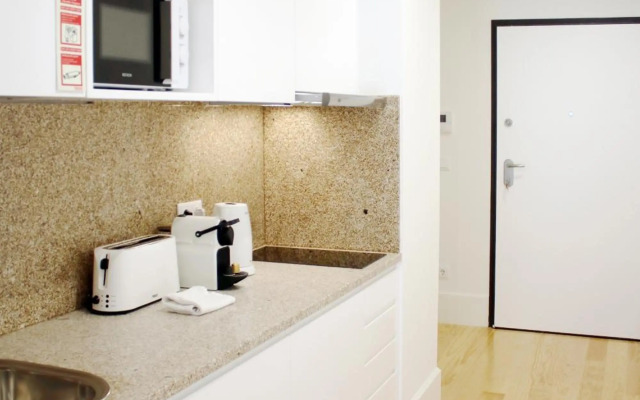 HM - Carlos Alberto Apartment 3