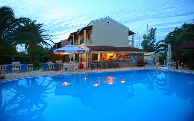 Zefiros Apartments