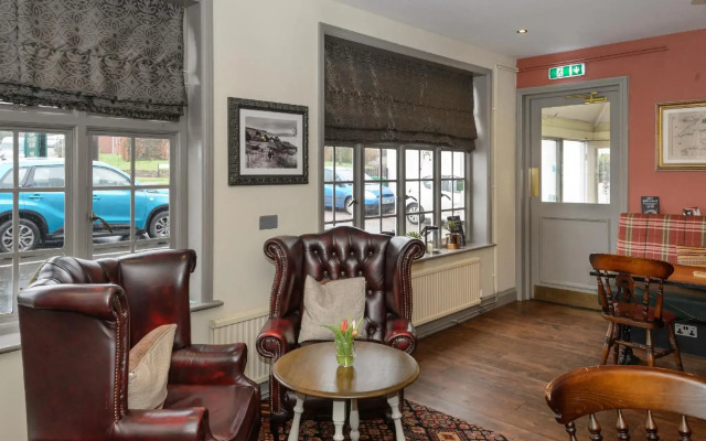 Balfour Arms