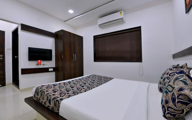 OYO 8022 Hotel Sunil Inn