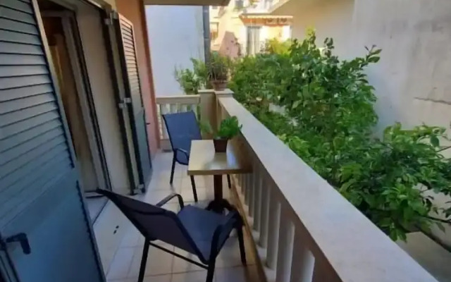 Sior Dionysios Apartments
