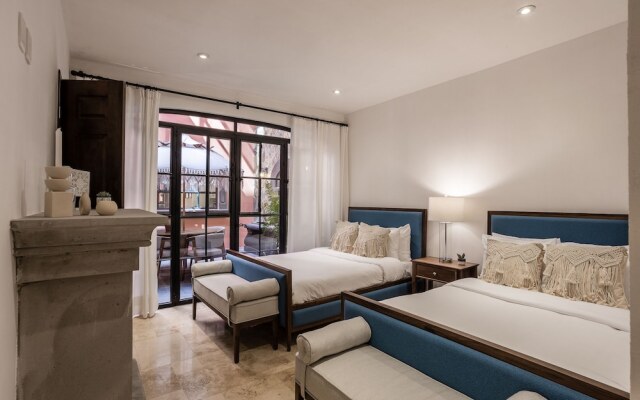 Luxury Apartments with Rooftop & Jacuzzi