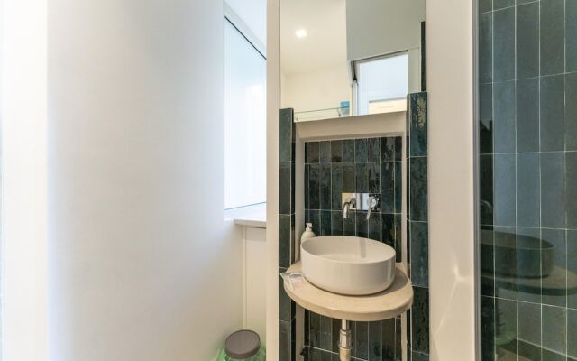 Piazza San Luigi 9 in Naples