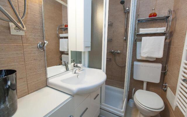 Apartments Villa Americana