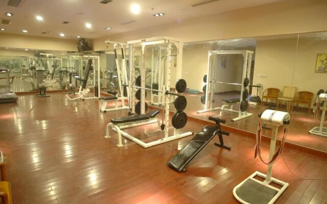 Chunlan Business Hotel