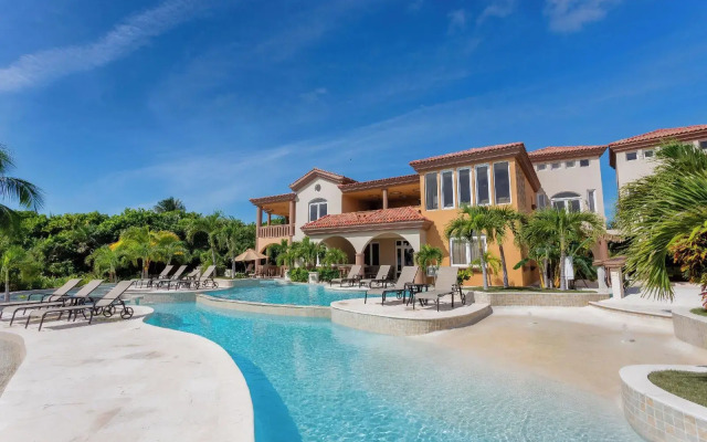 Belizean Cove Estates