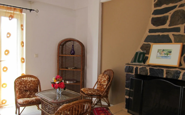 Baladinos Beach Apartment