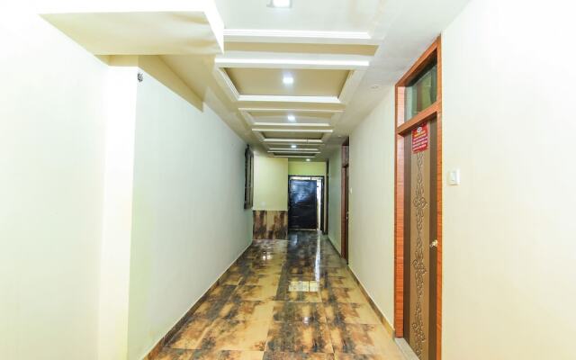 OYO 9307 Home Stay Hotel Nirmal Palace