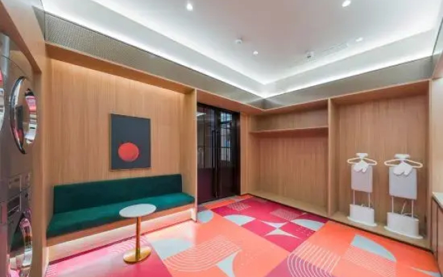 Orange Hotel (Shenzhen Qinghu Subway Station Store)