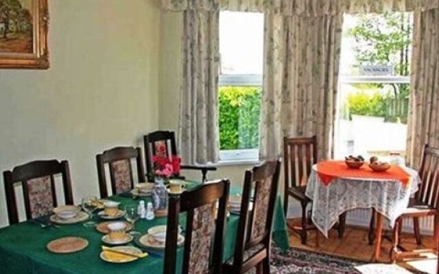 Drakewalls Bed & Breakfast