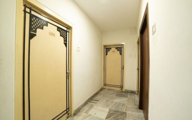 Oyo 45408 Hotel Ambassador