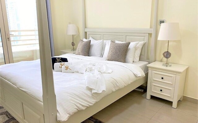 Gorgeous 1bedroom with balcony in Dubai marina