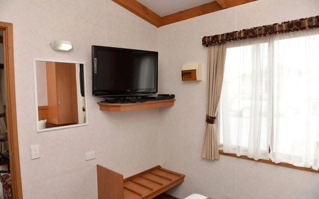 Riverside Cabin Park