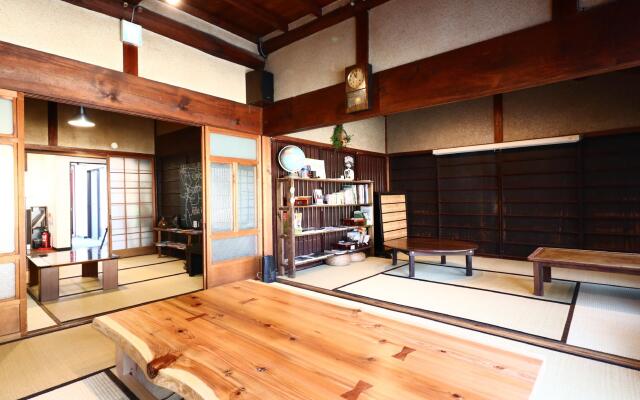Asuka Guest House - Hostel