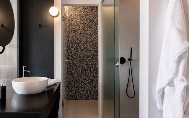 Nuovo Luxury Suites