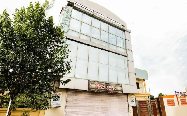 SPOT ON 29521 Arora Guest House