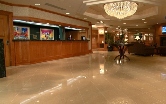 Crowne Plaza Hotel Chicago-Northbrook