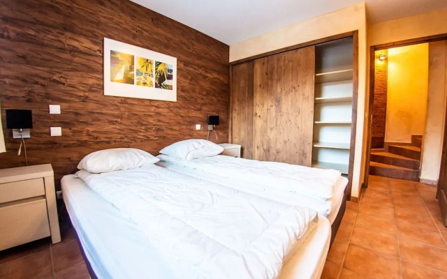 Apartment in Saint-francois-longchamp Near ski