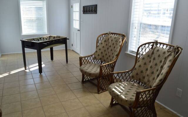 McDiarmid - 6 Br Home