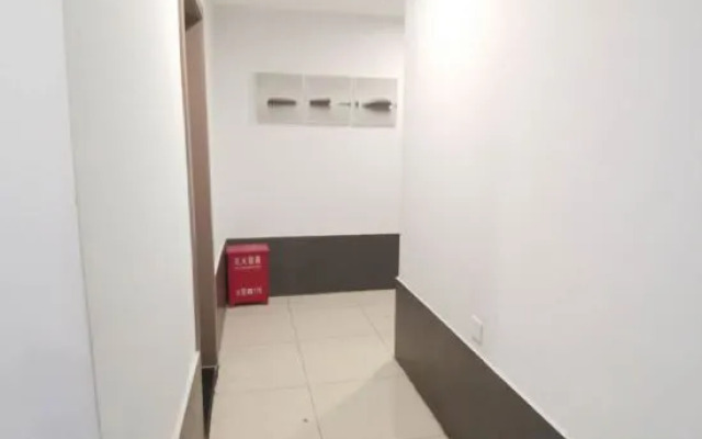 Barbile E-sports Hotel